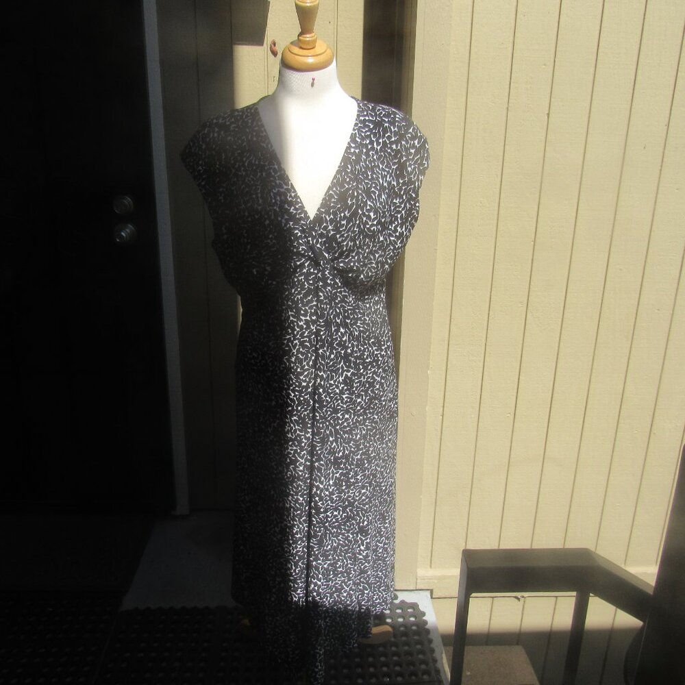 #214  NEW WOMEN'S DRESS BY JONES NEW YORK  (SIZE 16W)
